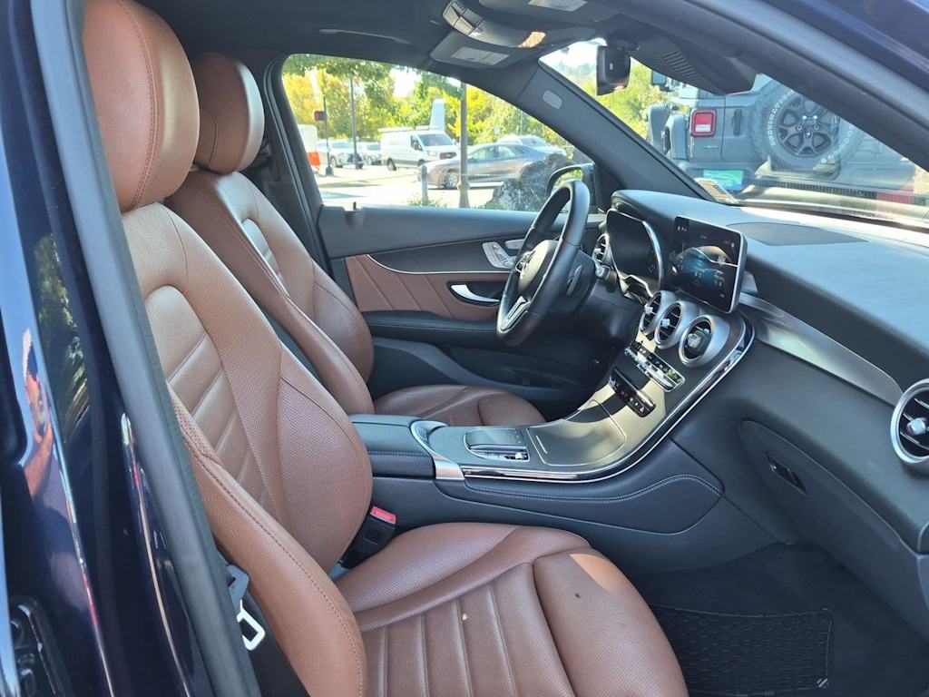 Thumbnail: 2020 Mercedes-Benz GLC - 11