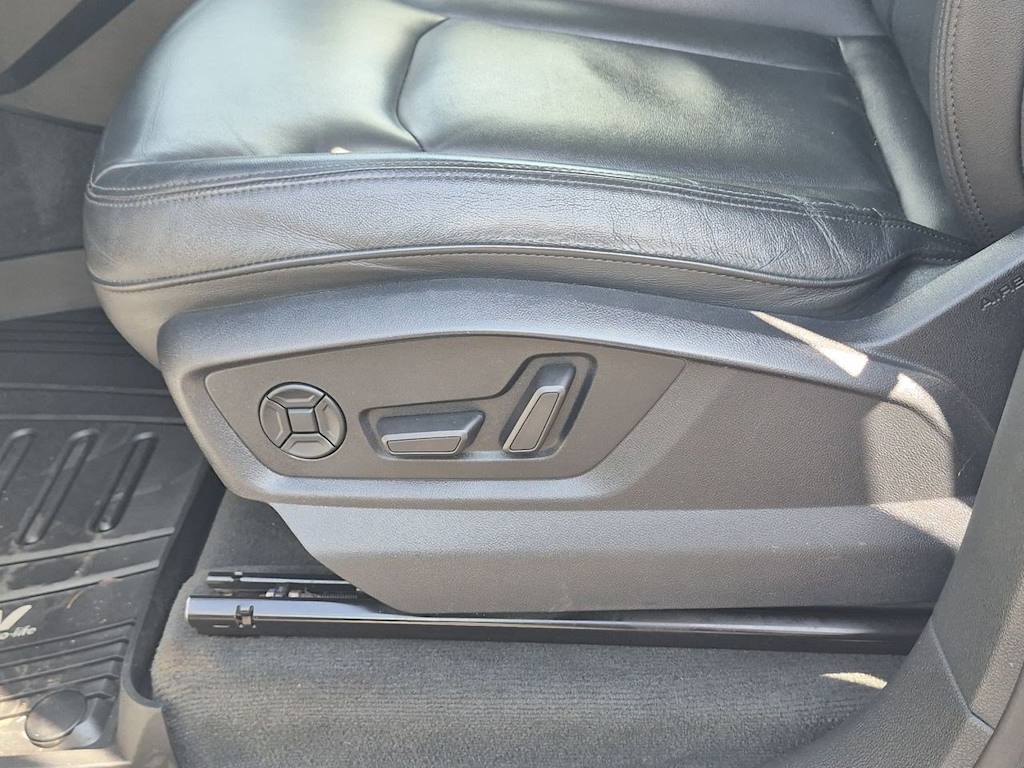 Thumbnail: 2021 Audi Q7 - 27