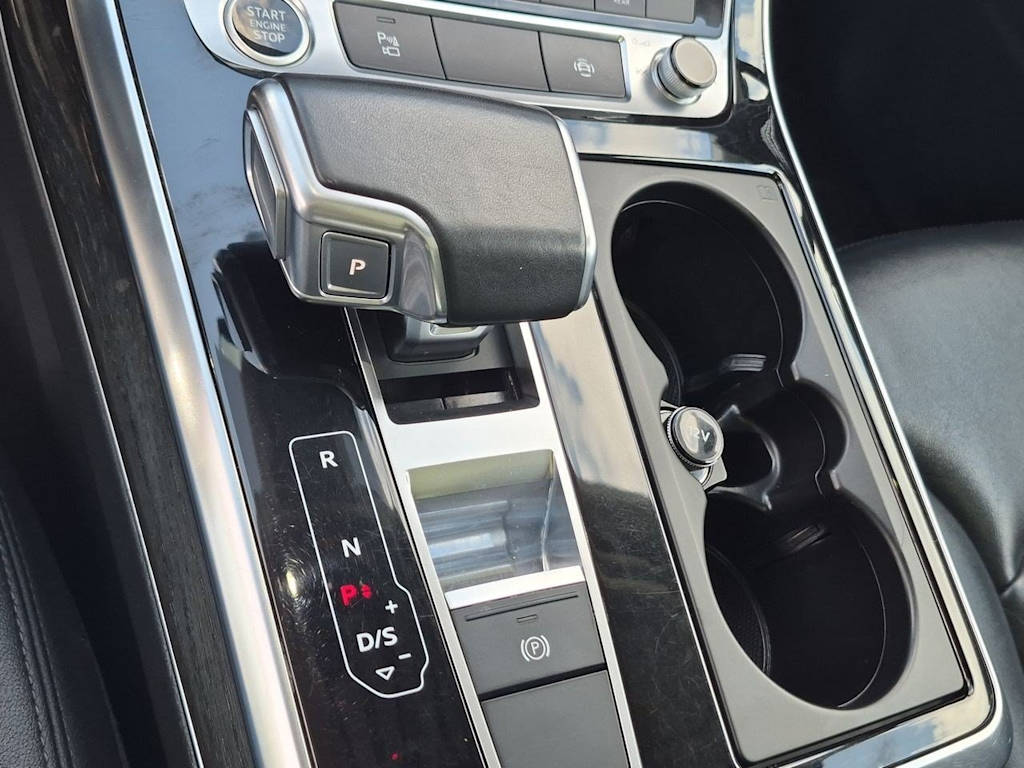 Thumbnail: 2021 Audi Q7 - 38
