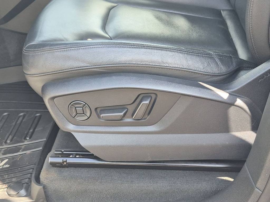 Thumbnail: 2021 Audi Q7 - 27