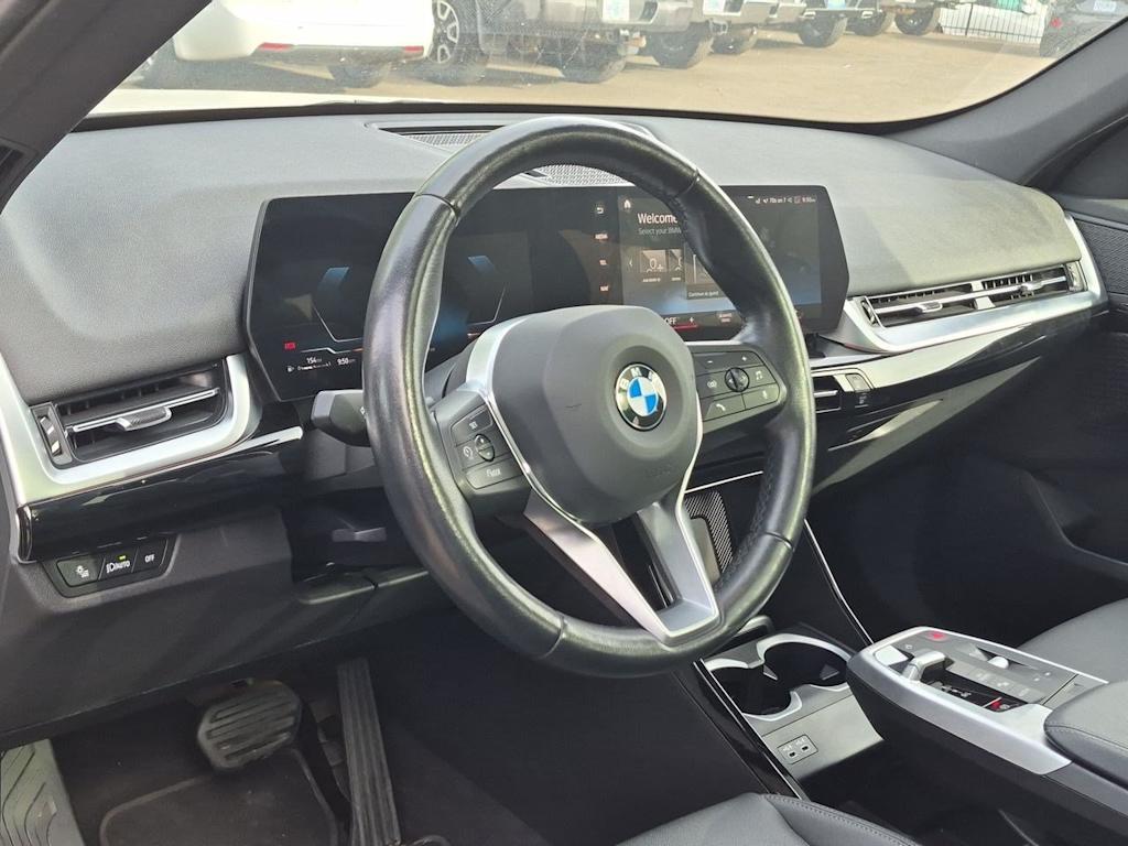 Thumbnail: 2023 BMW X1 - 2