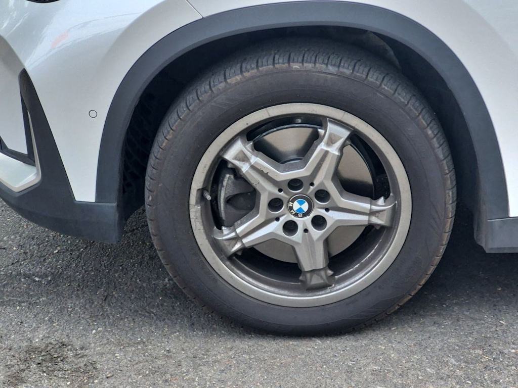 Thumbnail: 2023 BMW X1 - 8