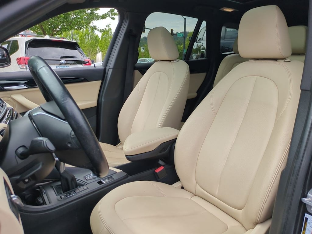 Thumbnail: 2018 BMW X1 - 11