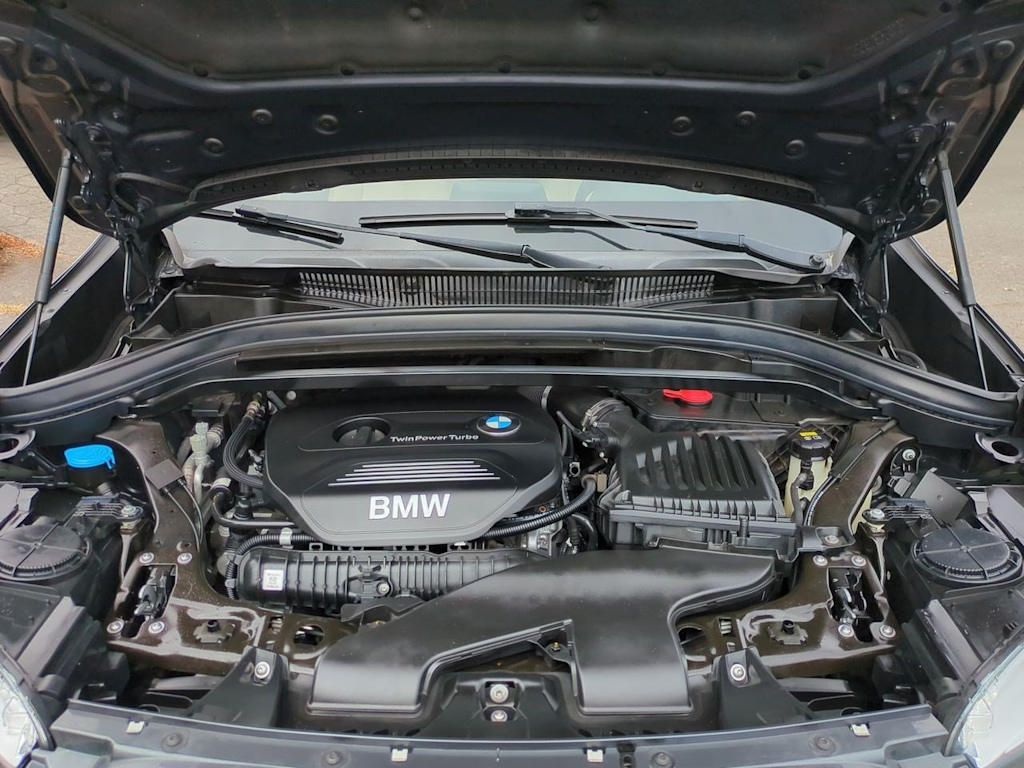 Thumbnail: 2018 BMW X1 - 9