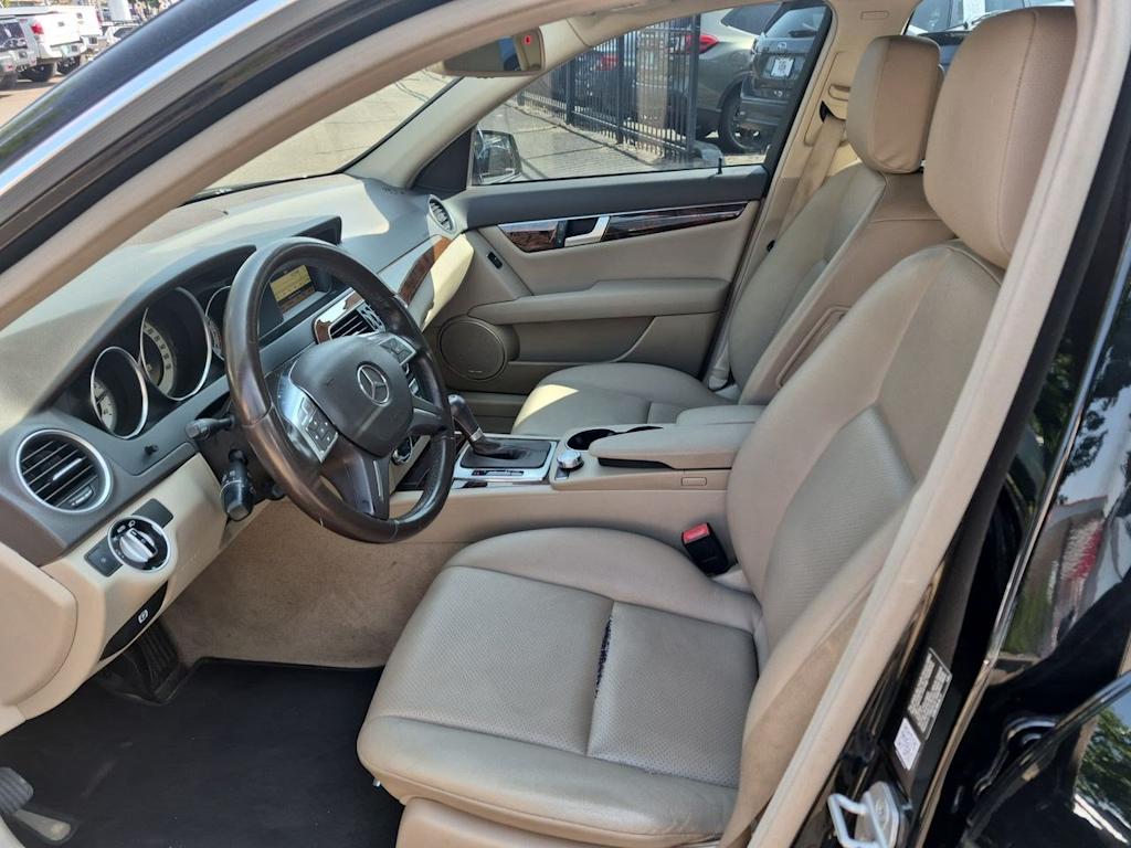 Thumbnail: 2012 Mercedes-Benz C-Class - 10