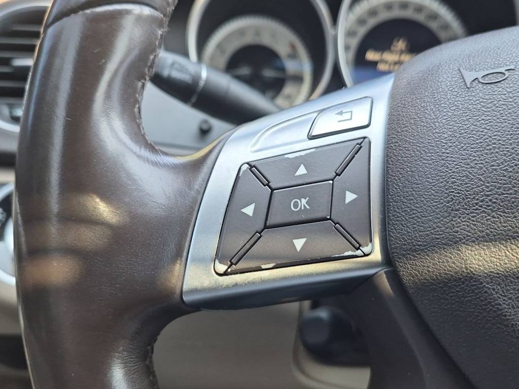 Thumbnail: 2012 Mercedes-Benz C-Class - 30