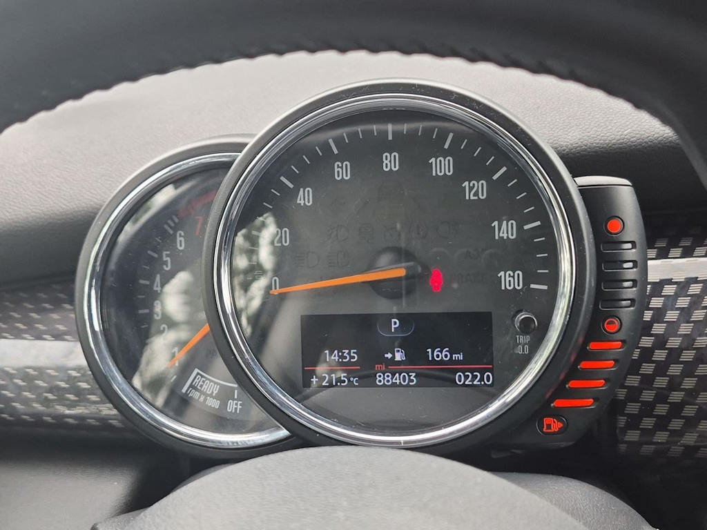 Thumbnail: 2015 MINI Cooper - 15