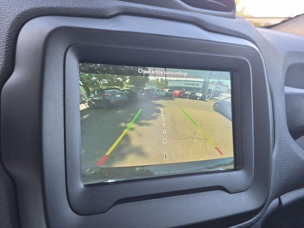 Thumbnail: 2020 Jeep Renegade - 33