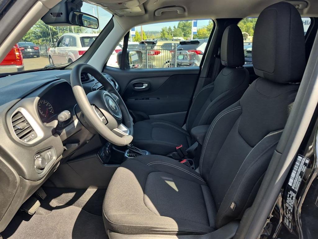 Thumbnail: 2020 Jeep Renegade - 10