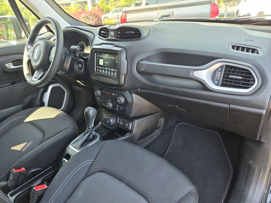 Thumbnail: 2020 Jeep Renegade - 13