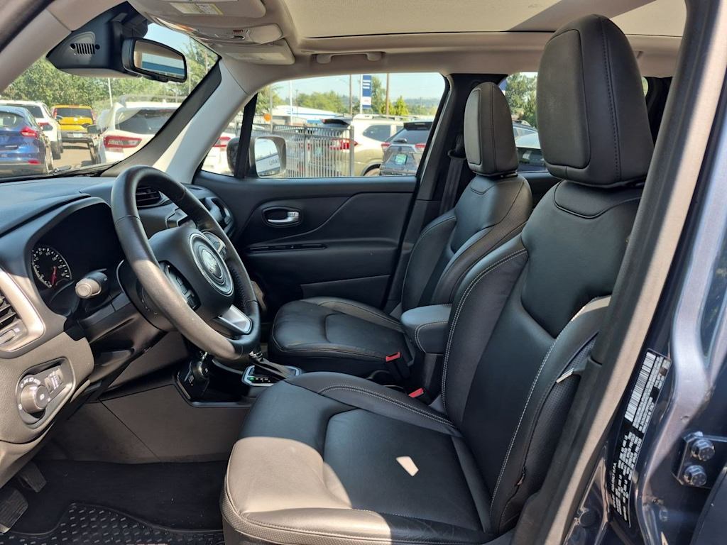 Thumbnail: 2023 Jeep Renegade - 10