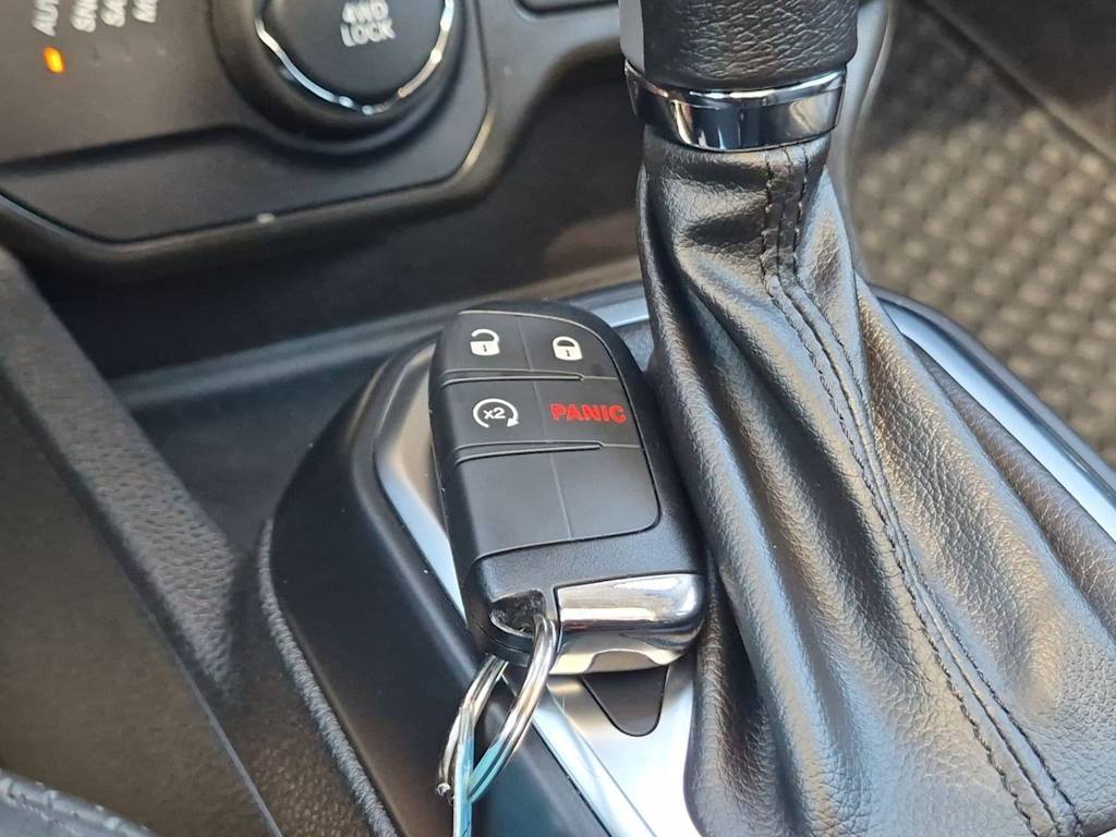 Thumbnail: 2023 Jeep Renegade - 38