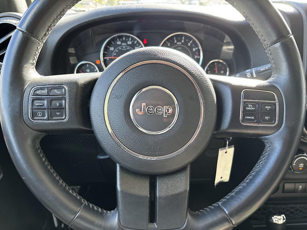 Thumbnail: 2017 Jeep Wrangler - 11