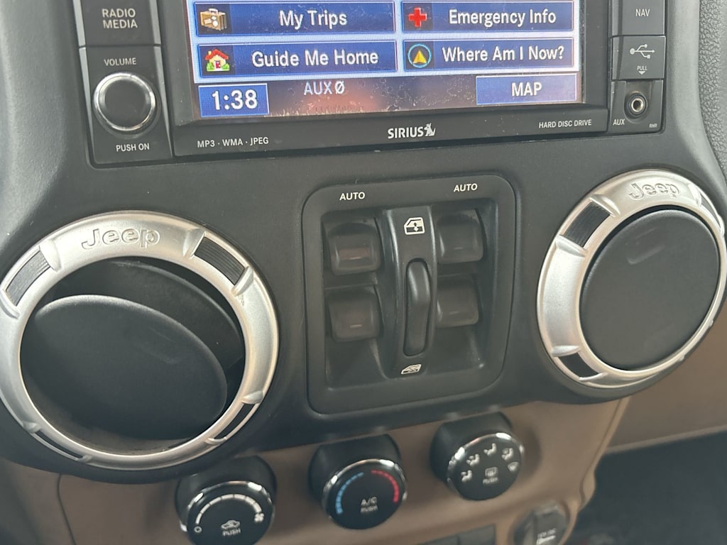 Thumbnail: 2012 Jeep Wrangler - 15