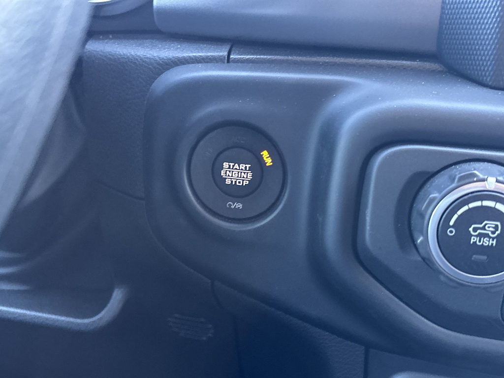 Thumbnail: 2022 Jeep Wrangler - 17