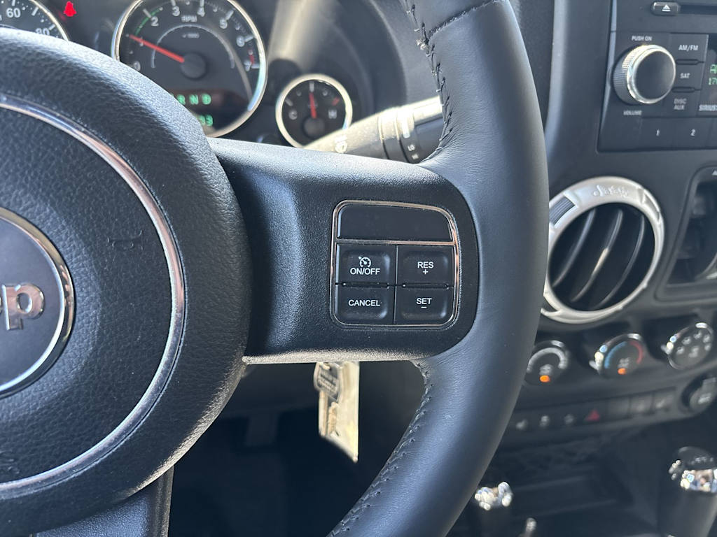 Thumbnail: 2014 Jeep Wrangler - 13