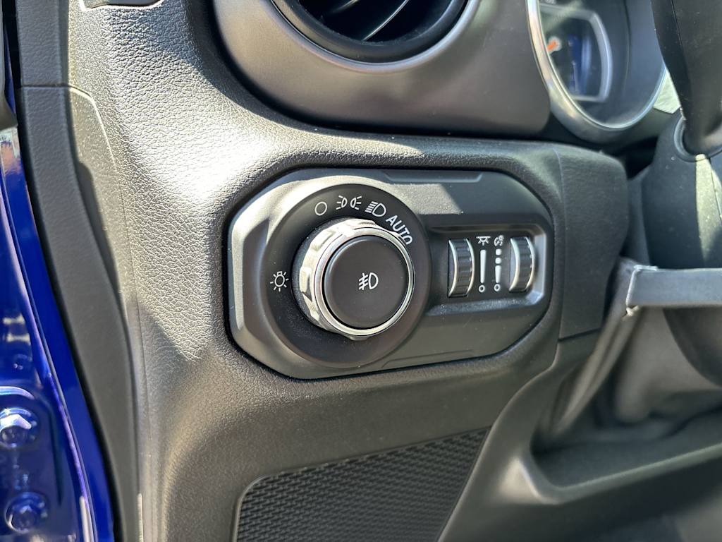 Thumbnail: 2020 Jeep Wrangler - 10