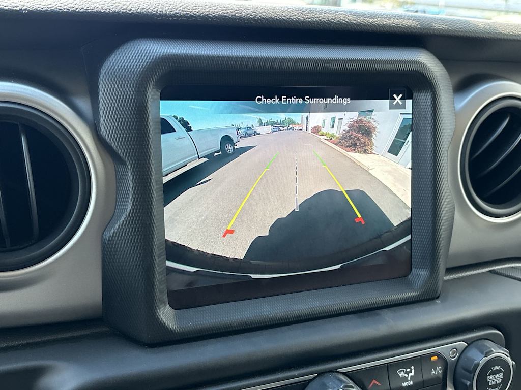 Thumbnail: 2021 Jeep Wrangler - 25