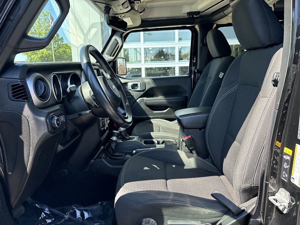 Thumbnail: 2021 Jeep Wrangler - 5