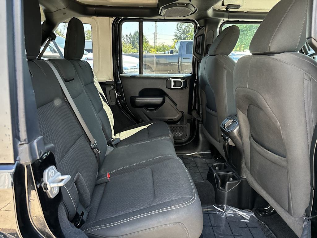 Thumbnail: 2021 Jeep Wrangler - 6