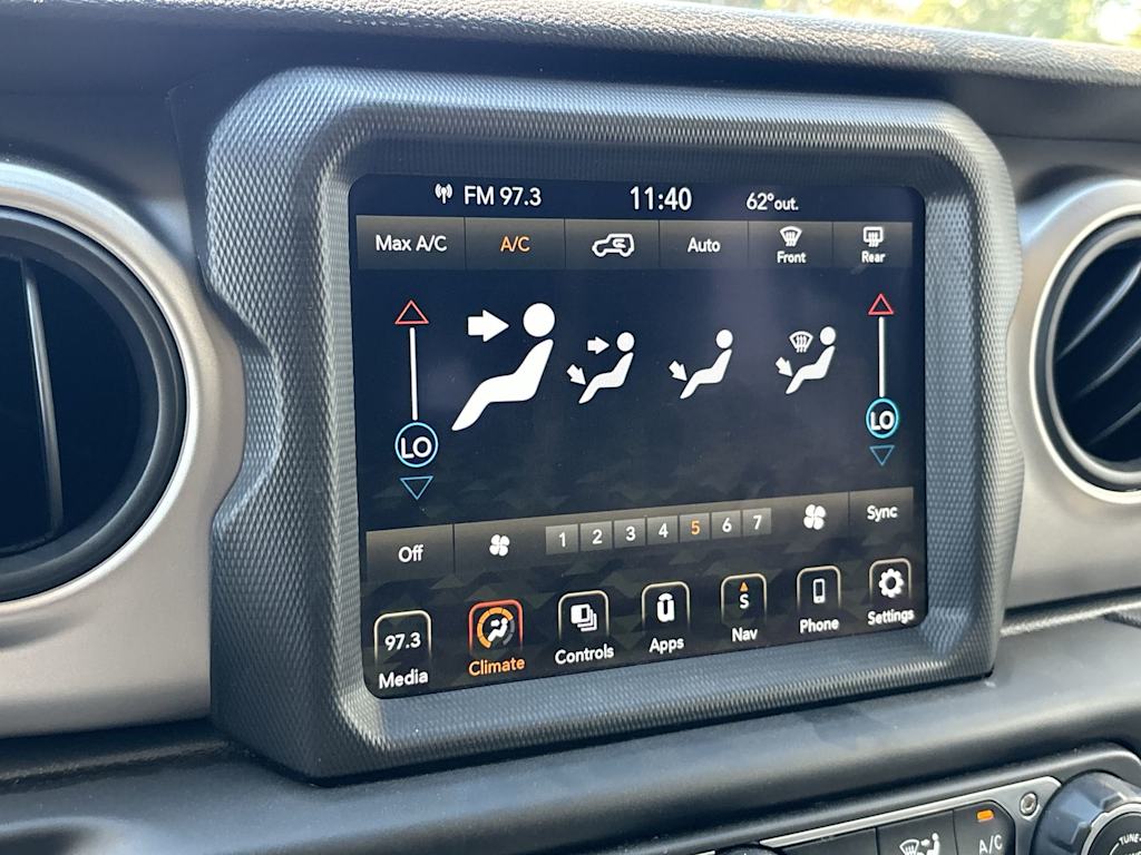 Thumbnail: 2021 Jeep Wrangler - 17