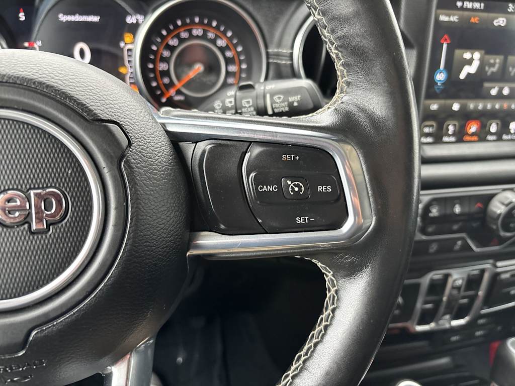 Thumbnail: 2019 Jeep Wrangler - 18