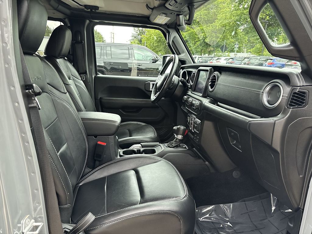 Thumbnail: 2019 Jeep Wrangler - 6