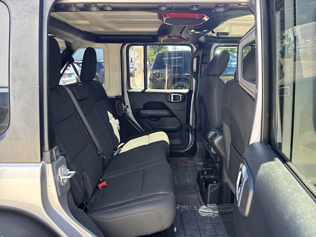Thumbnail: 2020 Jeep Wrangler - 8