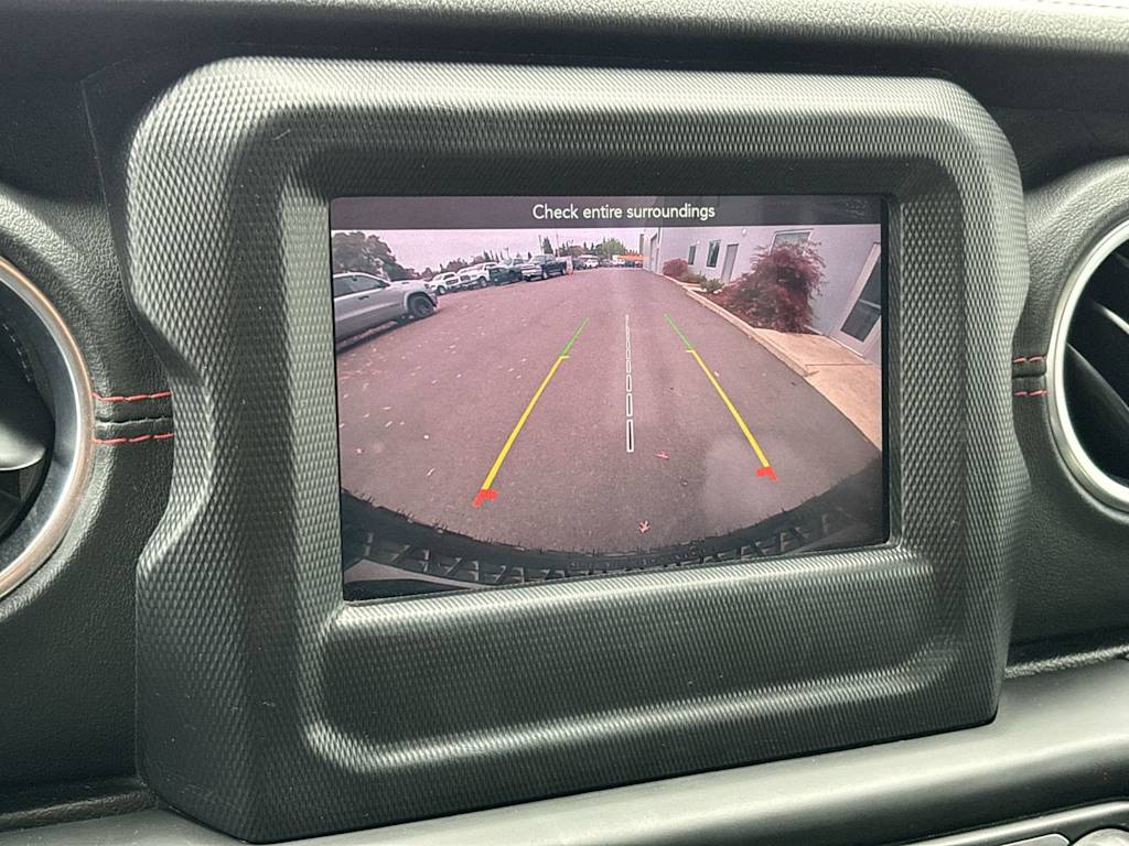 Thumbnail: 2020 Jeep Wrangler - 25