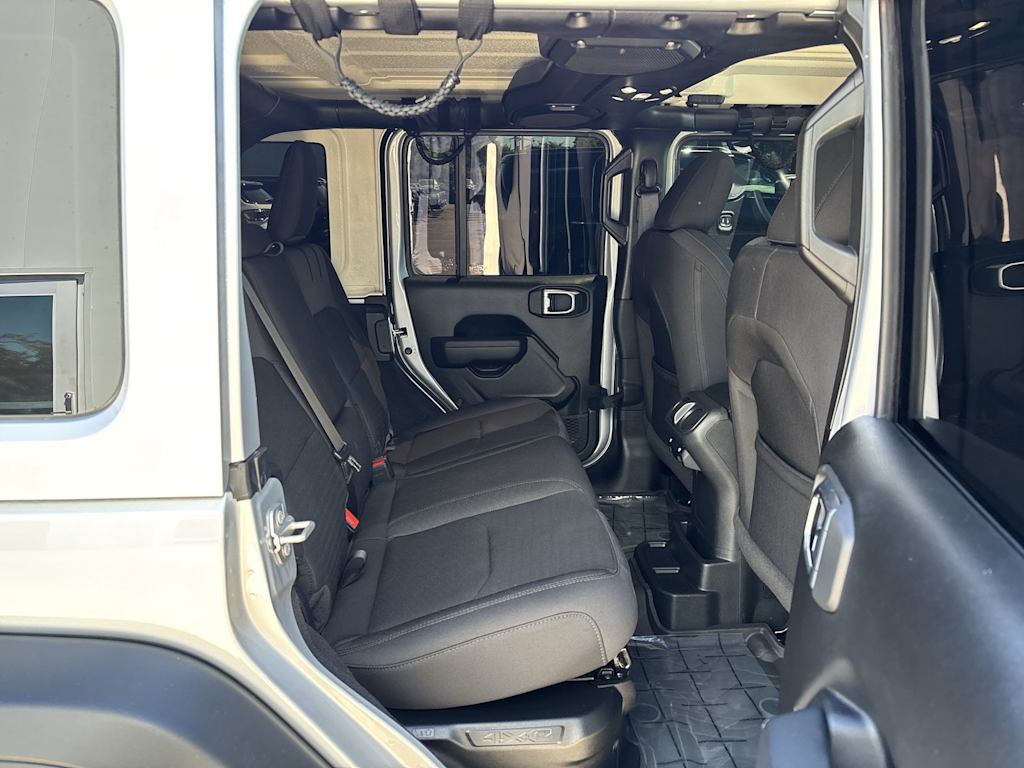 Thumbnail: 2023 Jeep Wrangler - 7