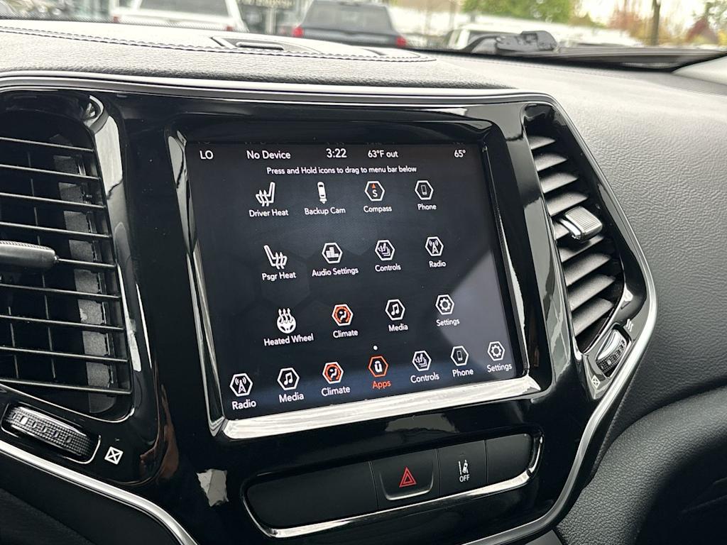 Thumbnail: 2022 Jeep Cherokee - 21