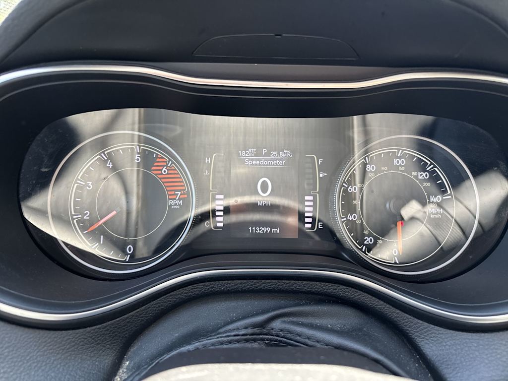 Thumbnail: 2019 Jeep Cherokee - 5