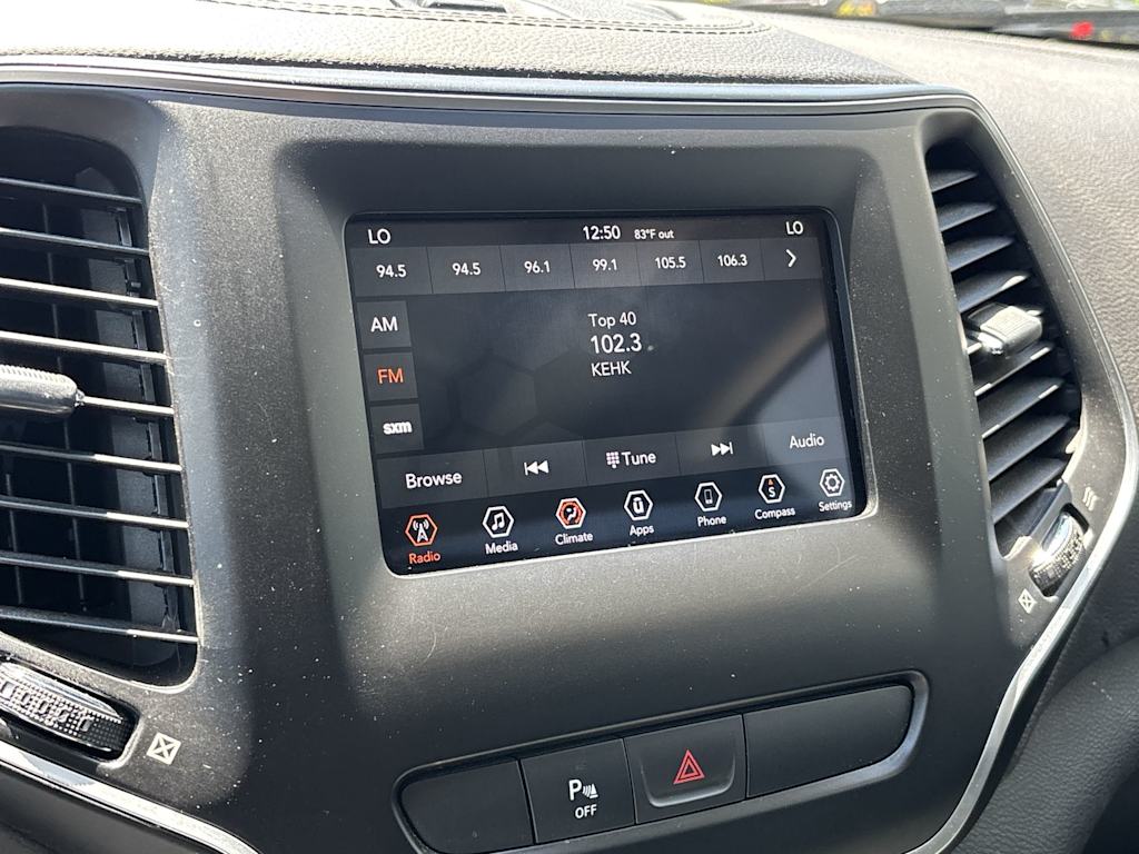 Thumbnail: 2019 Jeep Cherokee - 4