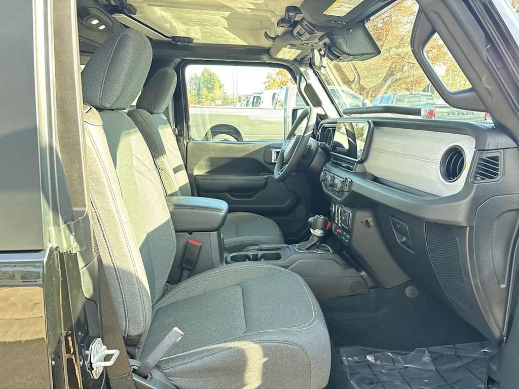 Thumbnail: 2024 Jeep Wrangler - 7