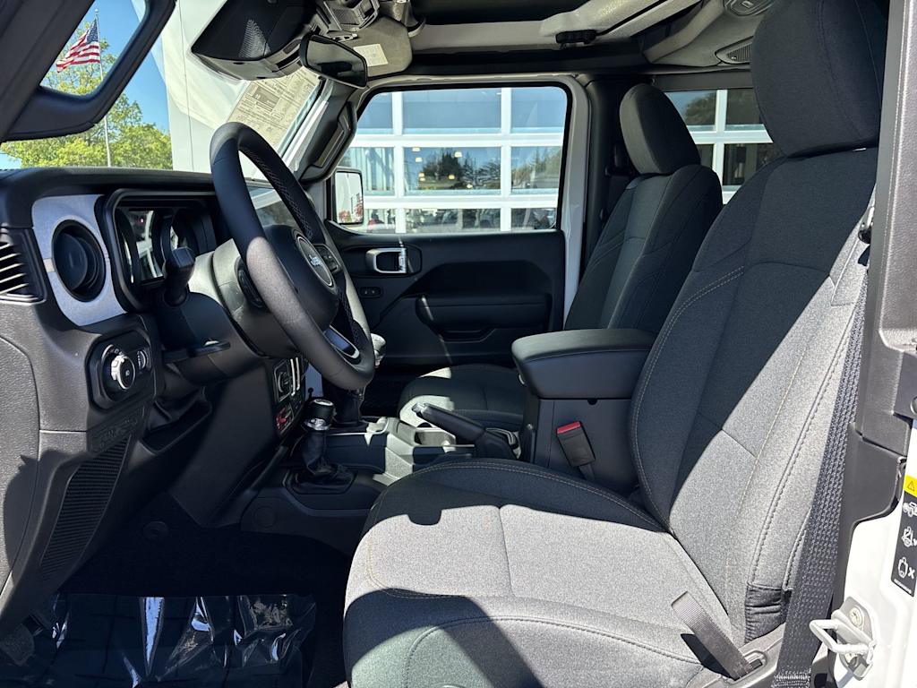Thumbnail: 2026 Jeep Wrangler - 7