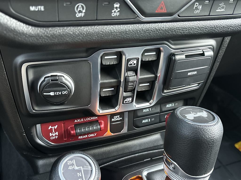 Thumbnail: 2026 Jeep Wrangler - 21