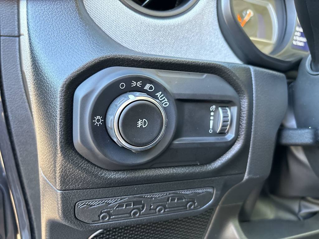 Thumbnail: 2026 Jeep Wrangler - 14