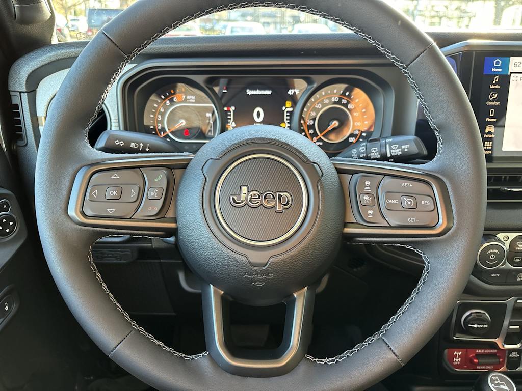 Thumbnail: 2026 Jeep Wrangler - 2