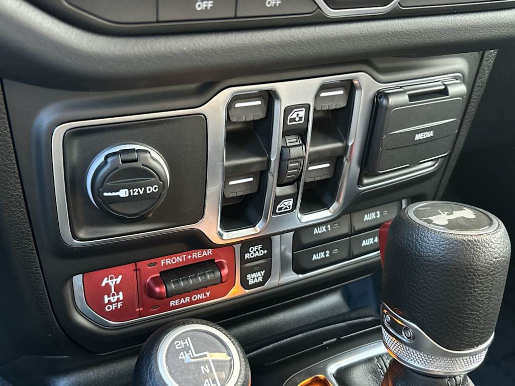 Thumbnail: 2026 Jeep Wrangler - 25