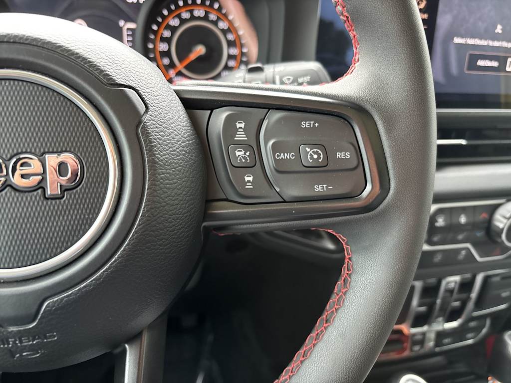 Thumbnail: 2024 Jeep Wrangler - 17