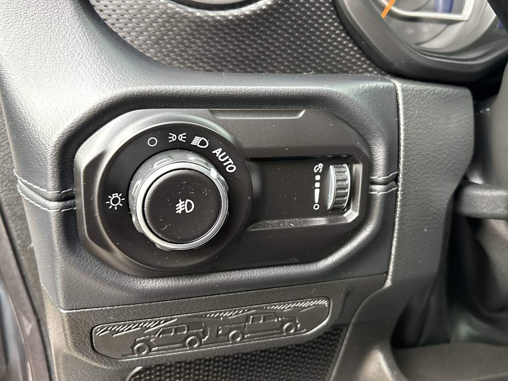 Thumbnail: 2026 Jeep Wrangler - 14
