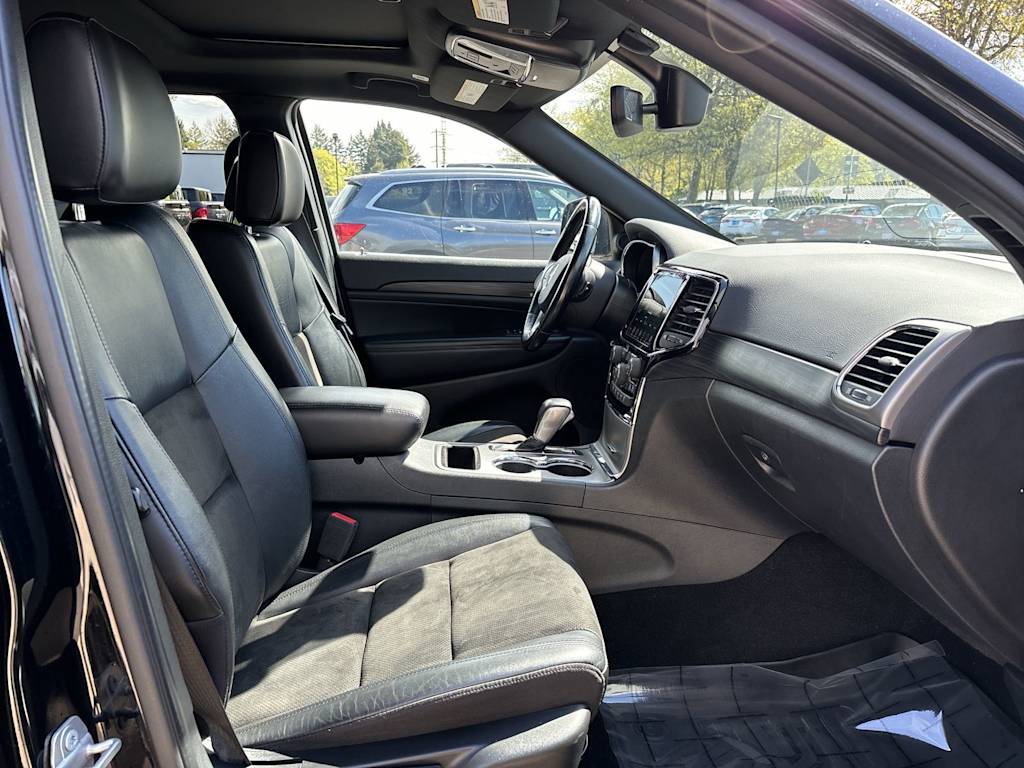 Thumbnail: 2020 Jeep Grand Cherokee - 4