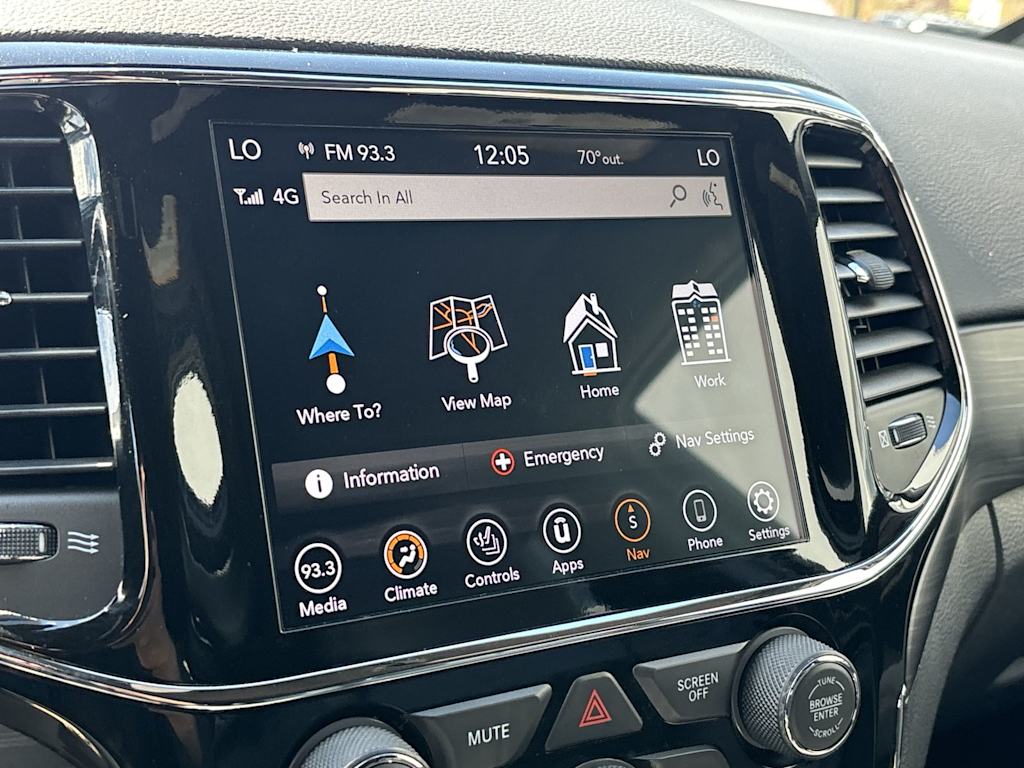 Thumbnail: 2020 Jeep Grand Cherokee - 21