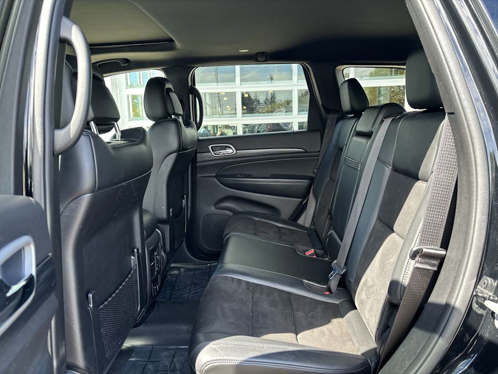 Thumbnail: 2020 Jeep Grand Cherokee - 10