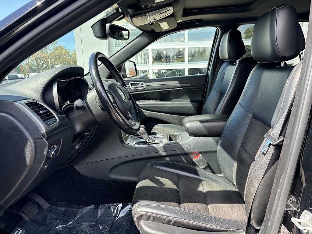 Thumbnail: 2020 Jeep Grand Cherokee - 5