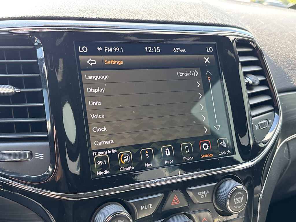 Thumbnail: 2021 Jeep Grand Cherokee - 24