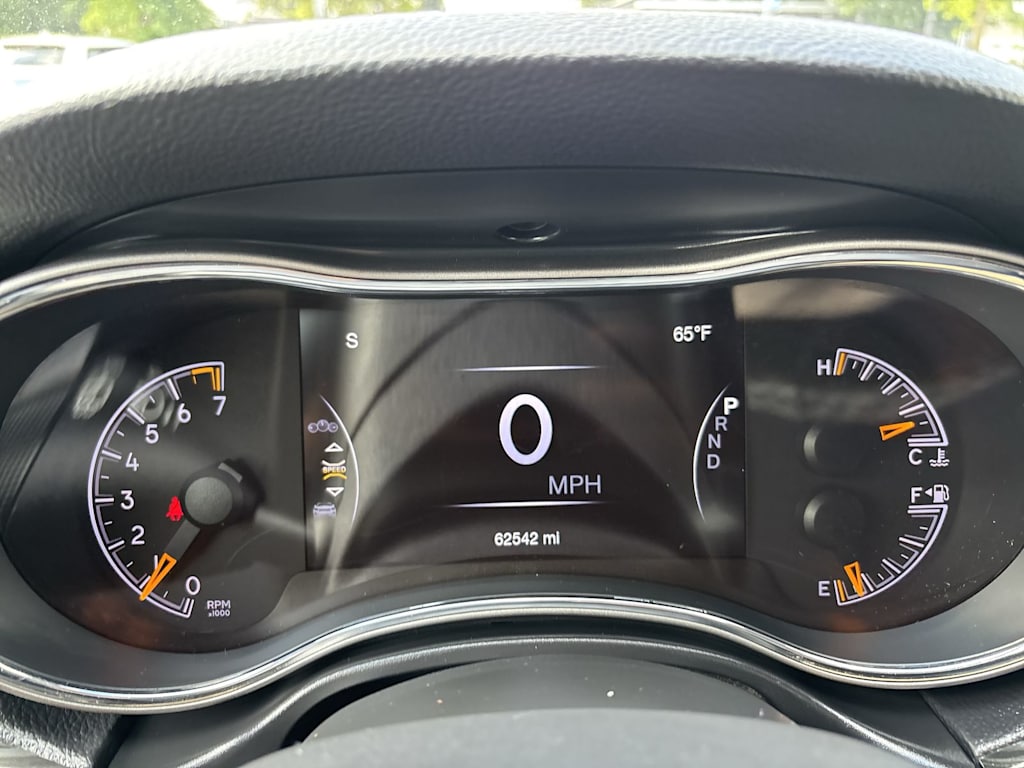 Thumbnail: 2019 Jeep Grand Cherokee - 10
