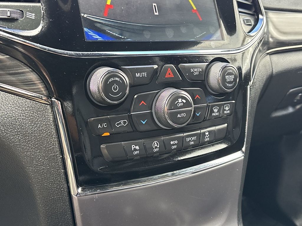 Thumbnail: 2019 Jeep Grand Cherokee - 25
