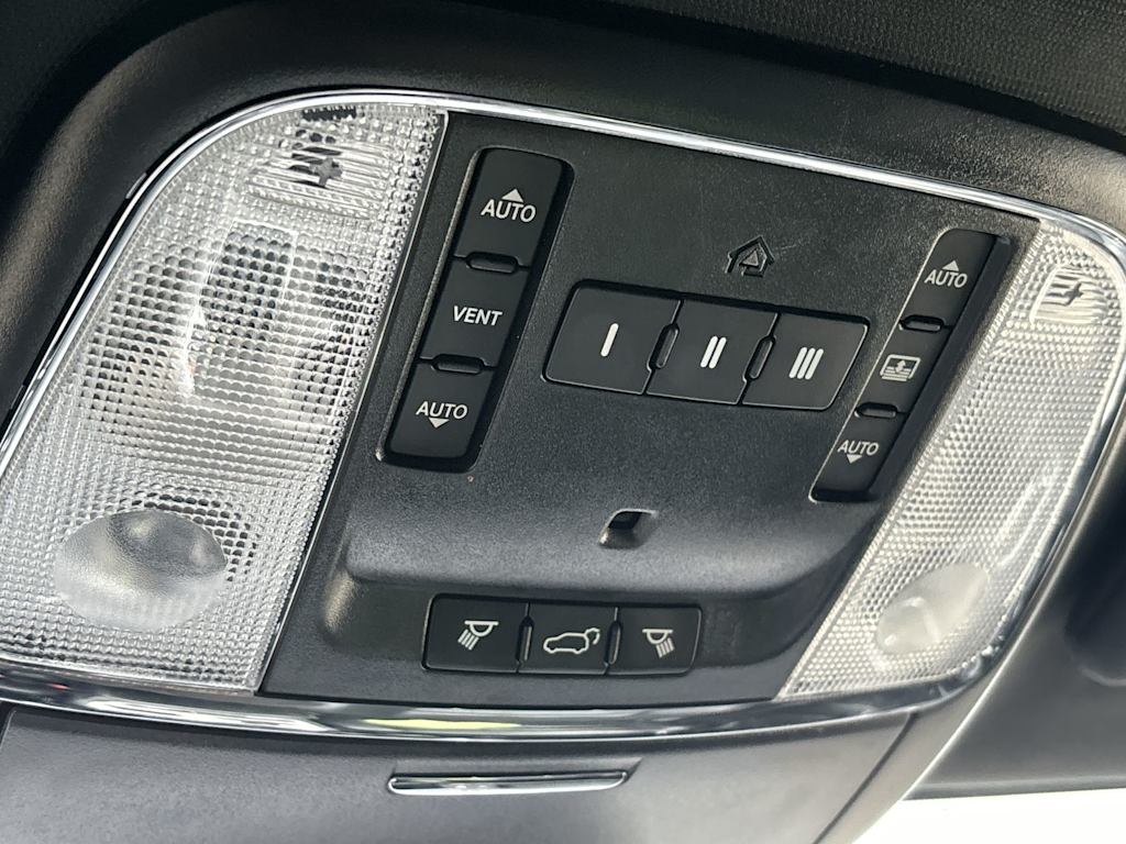 Thumbnail: 2019 Jeep Grand Cherokee - 27