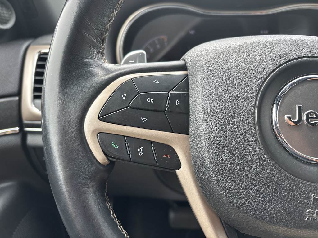 Thumbnail: 2017 Jeep Grand Cherokee - 13